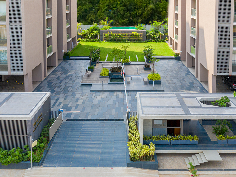 Parshwa Luxuria view 2