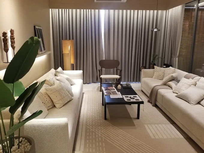 Luxuria 1 view 6